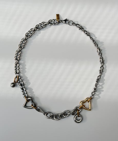 barb / necklace