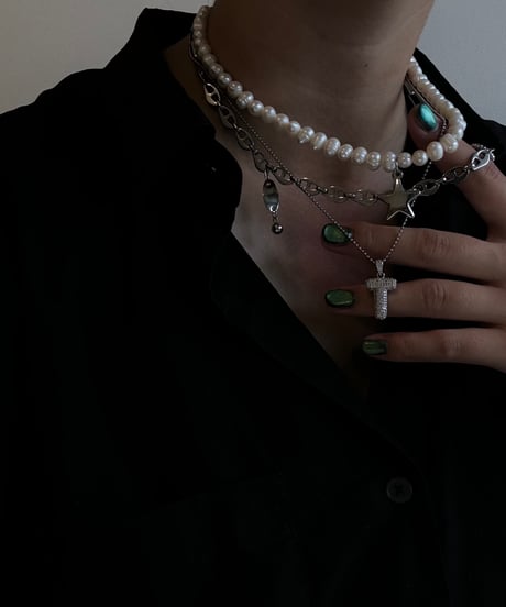 hugo / necklace
