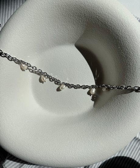dale / necklace
