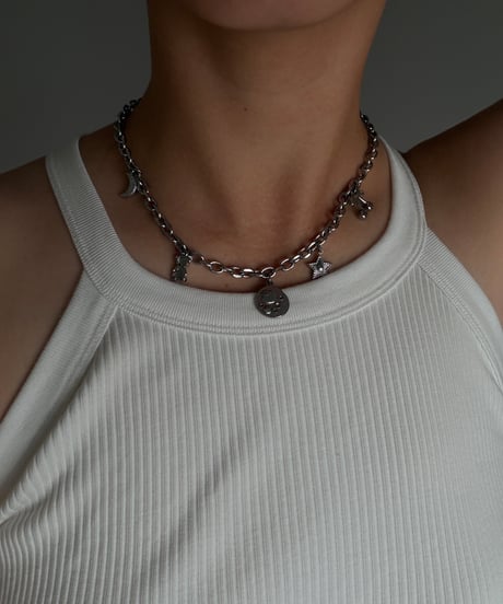 ron / necklace