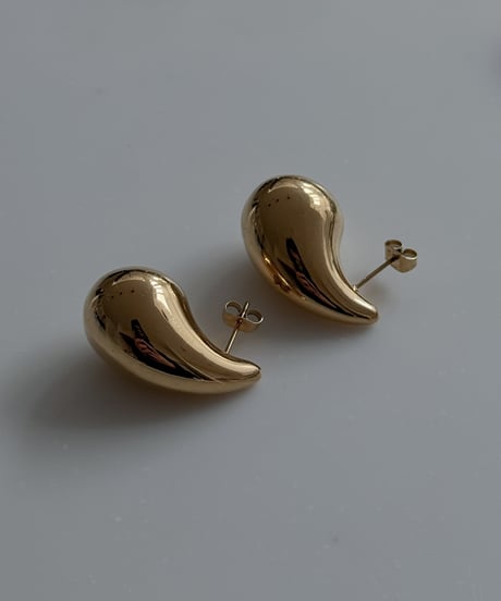 drop / pierce