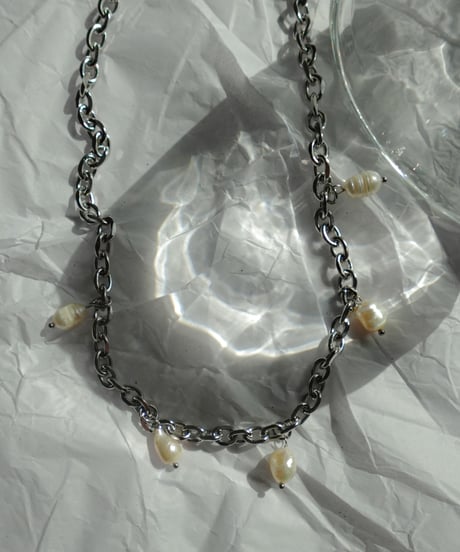 dale / necklace
