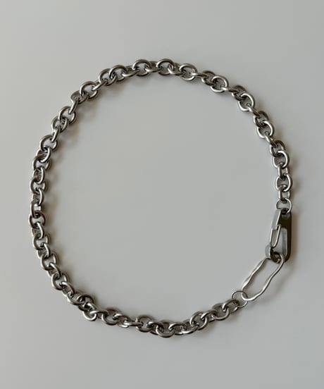 robert / necklace