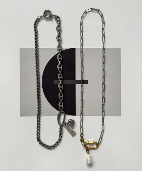 bily / necklace