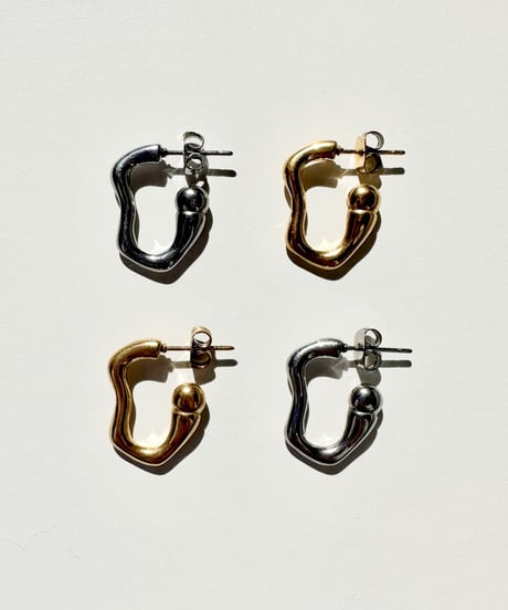une / pierce
