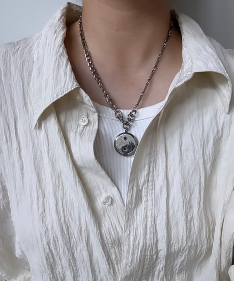 henry / necklace