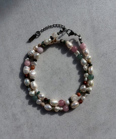 poise / necklace