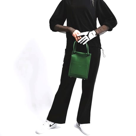 Maison Neude【 high tension slit-pants 】