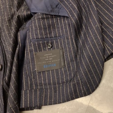 M239｜EDIFICE×CERRUTI 段返り3Bダークネイビーストライプ３ピーススーツ(46) 定価114,800円 エディフィス