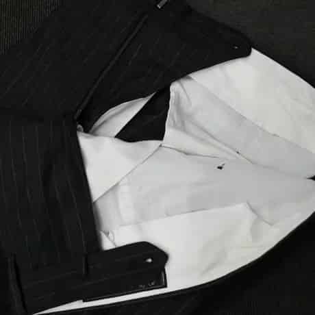 S42｜UNITED ARROWS SOVEREIGN SOVEREIGN 段返り3Bダークグレーストライプスーツ(44) 定価152,000円 ユナイテッドアローズ