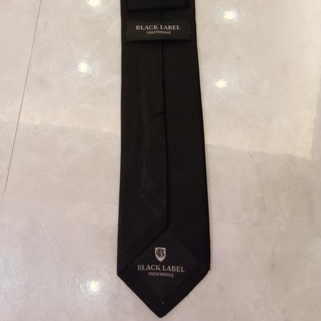 N21｜BLACKLABEL CRESTBRIDGE ブラック細ナロータイ