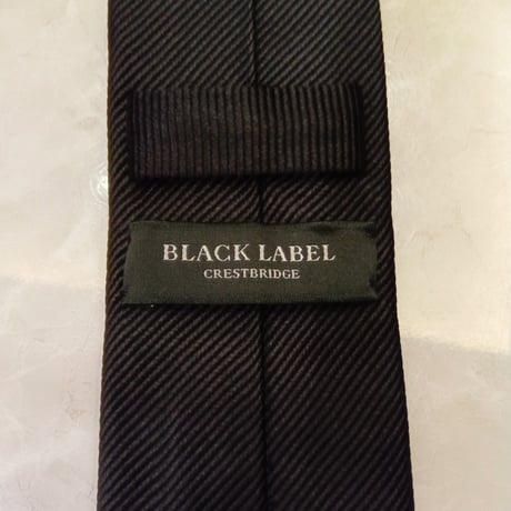 N21｜BLACKLABEL CRESTBRIDGE ブラック細ナロータイ