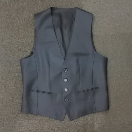 L157｜HUGO BOSS(ヒューゴボス) 2B艶ブラック３ピーススーツ(48) 定価163,000円