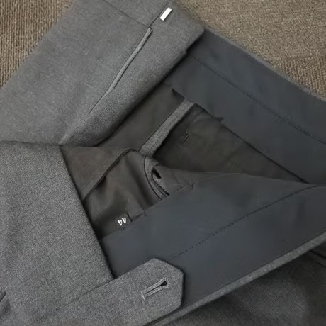 217｜Internationai Gallery BEAMS 段返り3Bグレースーツ(44) 定価132,000円 インターナショナルギャラリービームス