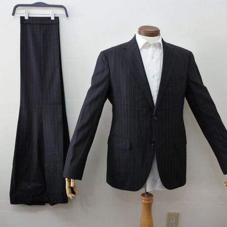 XL191｜UNITED ARROWS 2Bダークグレーストライプスーツ(50) 定価84,700円 ユナイテッドアローズ
