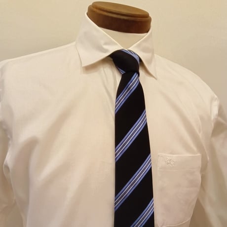 N16｜Paul Smith  黒地にブルーのレジメンタイ
