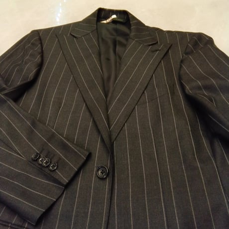 XL175｜D'URBAN( ダーバン) 2Bダークグレーストライプスーツ(Y7)