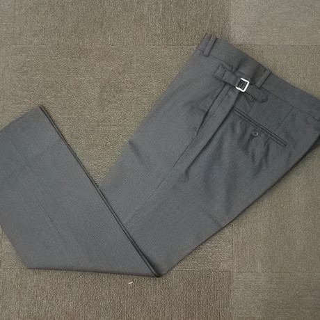 M102｜International Gallery BEAMS 段返り3Bダークグレーヘリンボーンスーツ(46) 定価95,000円 インターナショナルギャラリービームス