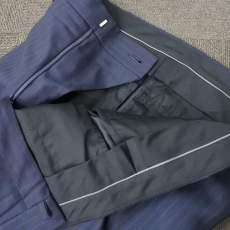 XL187｜D'URBAN( ダーバン) 2Bダークネイビーストライプスーツ(AB7)