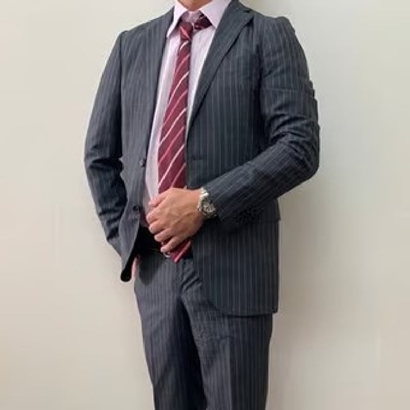 じんさんJ.PRESSTollegnoスーツブラックストライプL段返り美品 上質ストレッチスーツ 段返り3つボタン 紺グレンチェック スリム