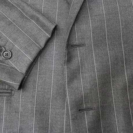 M92｜UNITED ARROWS SOVEREIGN 段返り3Bダークグレーストライプスーツ(46) 定価152,000円 ユナイテッドアローズ