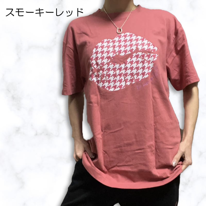 オリジナルTシャツ 【千鳥柄キスマーク】 | Diamante