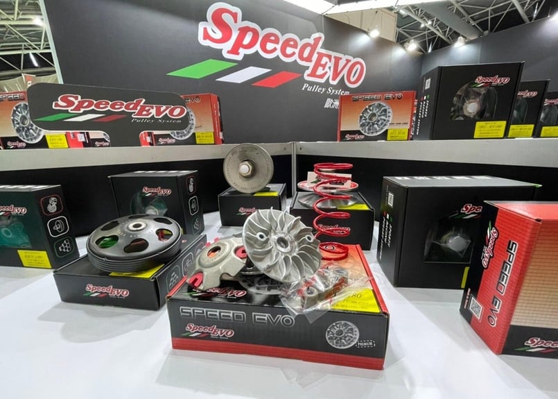 ブリ　アドレナ JACKALL×SHIMANO】名作「ポイズンアドレナ」に7機種追加！計33機種の