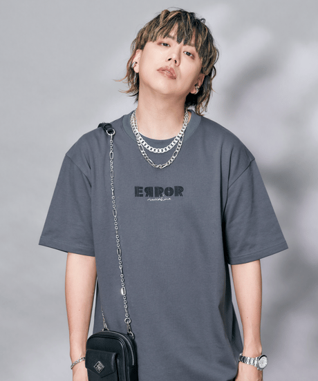 ERROR ラメ刺繍Tシャツ