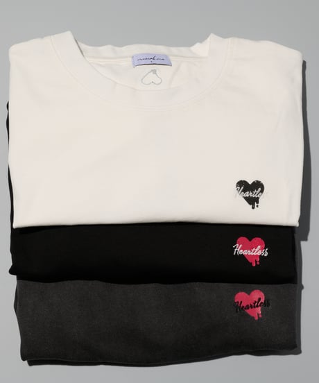 "Heartless" Tシャツ