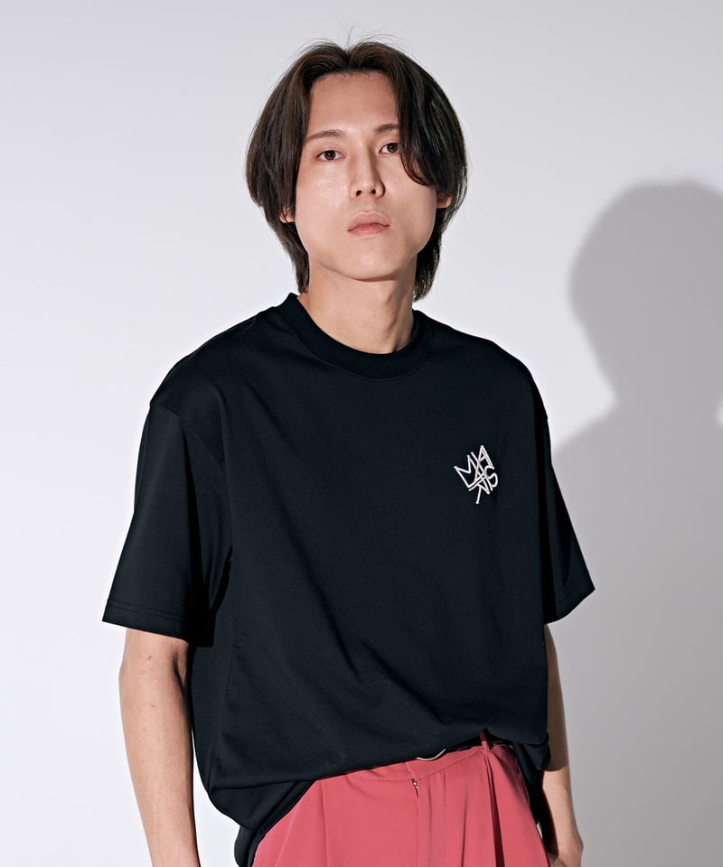 3Dエンブレム刺繍 Tシャツ | Miiakiis Official Store 3Dエンブレム刺繍 Tシャツ | Miiakiis Official Store