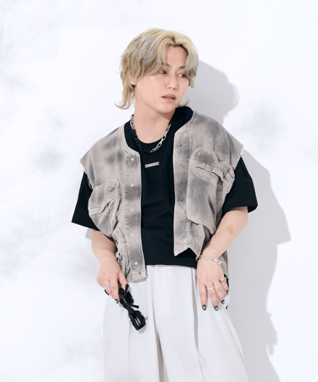 MiiakiisプレートTシャツ