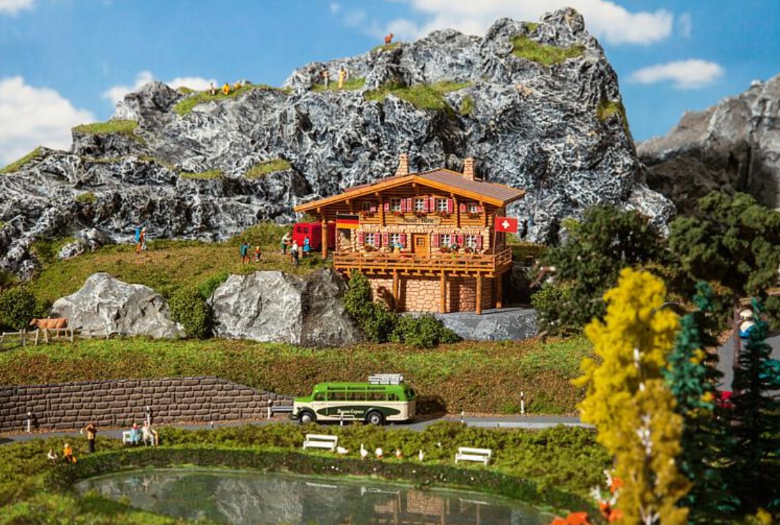 山小屋ページ fit=scale-down,w=1200