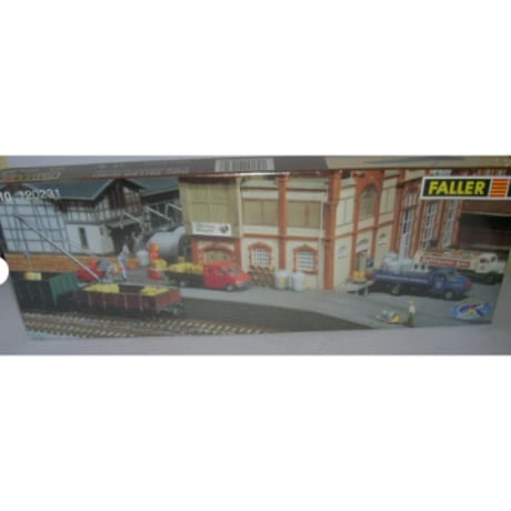 鉄道施設４点セット(faller HO 71) 鉄道施設4点セット(faller HO 71) Railway gate with drive