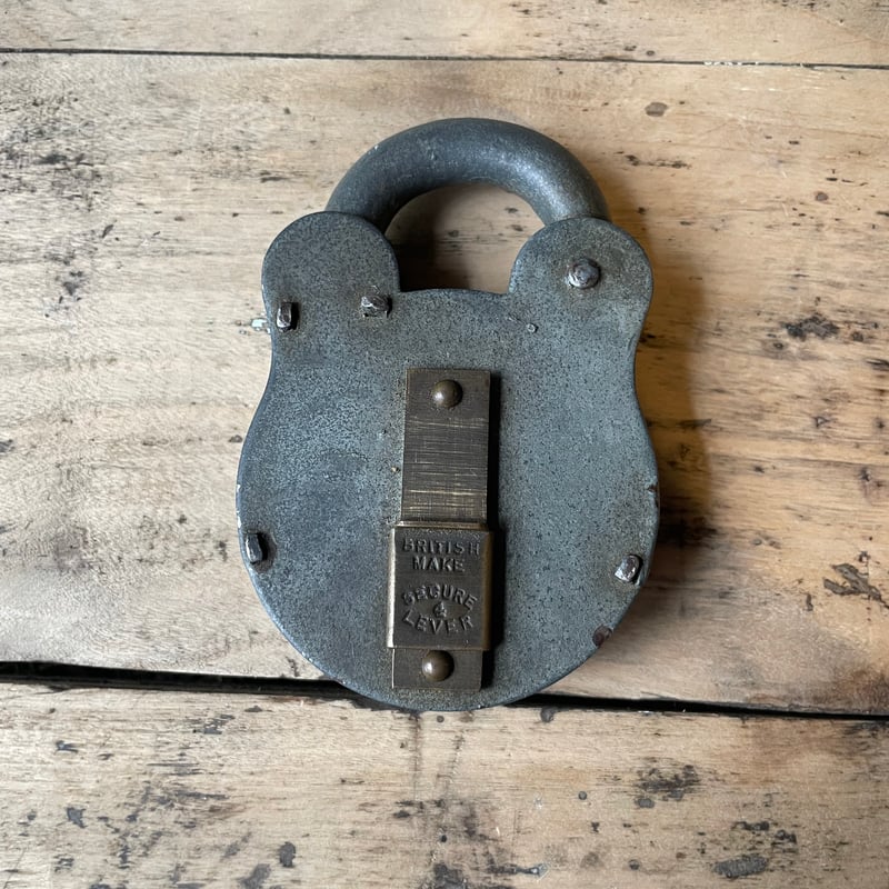 クマ型 南京錠 イギリスアンティーク | OGISHIMA COFFEE Antiques