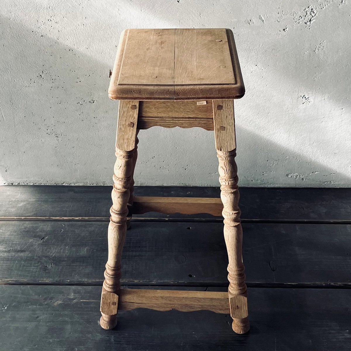 木製 スツール 花台 フランスアンティーク ② | OGISHIMA COFFEE Antiques