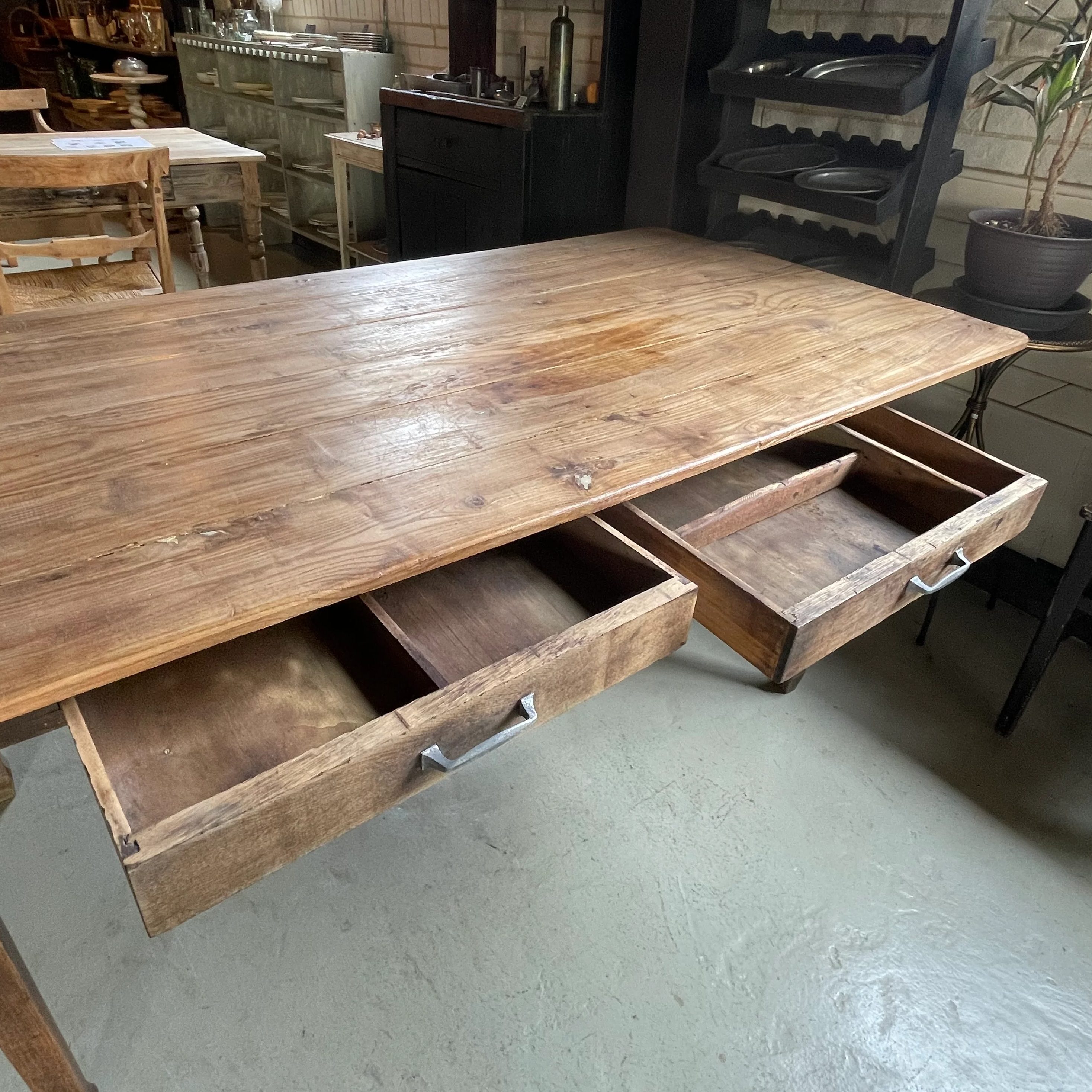 フランスアンティーク　木製　ブラック　古木 テーブル 木製テーブル フランスアンティーク ② | OGISHIMA COFFEE Antiques