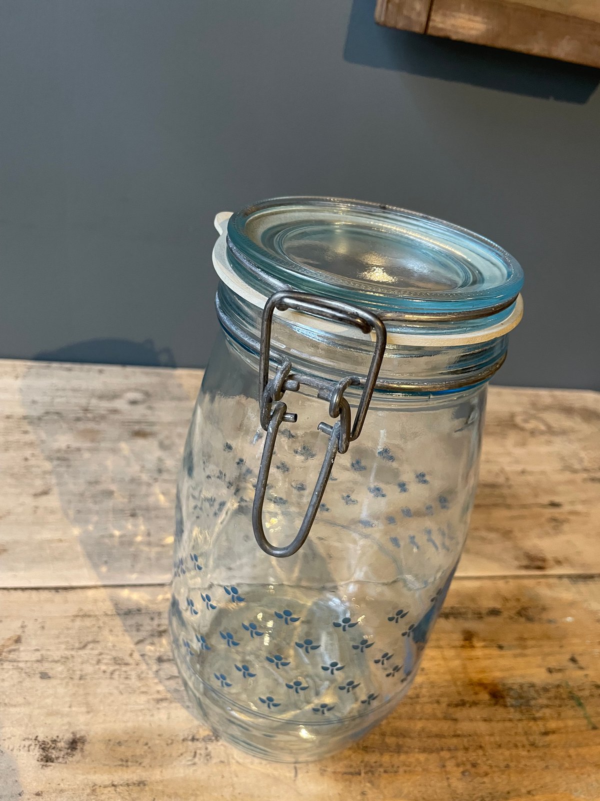 ★フランス・アンティーク・蓋付きキャニスター★蚤の市★ヴィンテージ★ガラス瓶★ ☆フランス・アンティーク・蓋付きキャニスター☆蚤の市☆ヴィンテージ