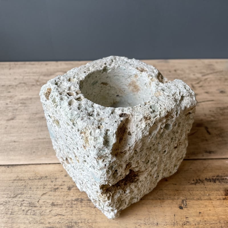 未使用☆イタリア/ITALGARDEN ベルサイユ 大理石粒混 特大 プランター 大谷石プランター（S） | OGISHIMA COFFEE Antiques