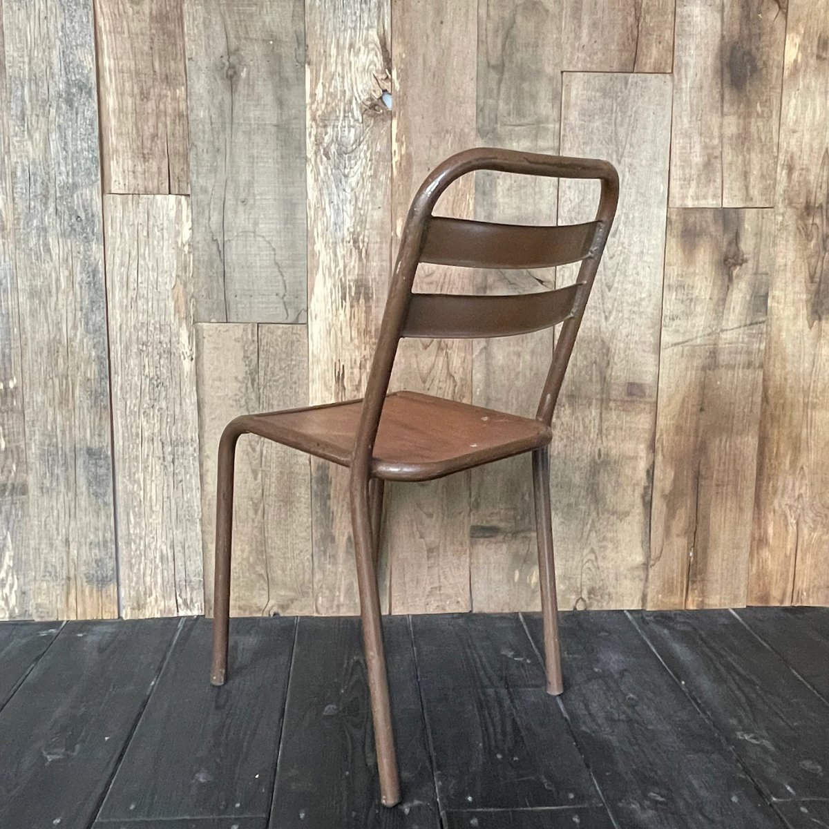 ビンテージ　フランス　1940年代　❶ スチールパイプ　チェア fit=scale-down,w=1200