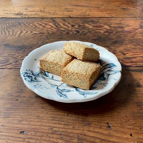 自家製全粒粉のスコーン　1個