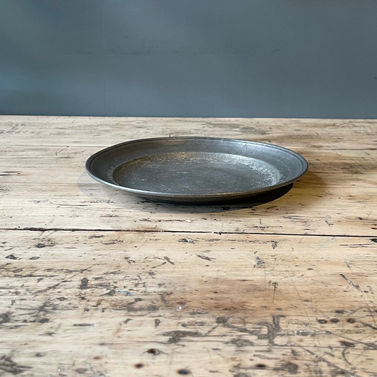 アンティーク　ピューター　花リム　壁掛け時計 アンティーク ピューター 花リム 壁掛け時計