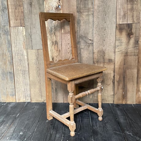 木の椅子 | STORES