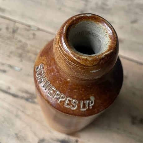ブラウン陶器ボトル　イギリスアンティーク　⑤
