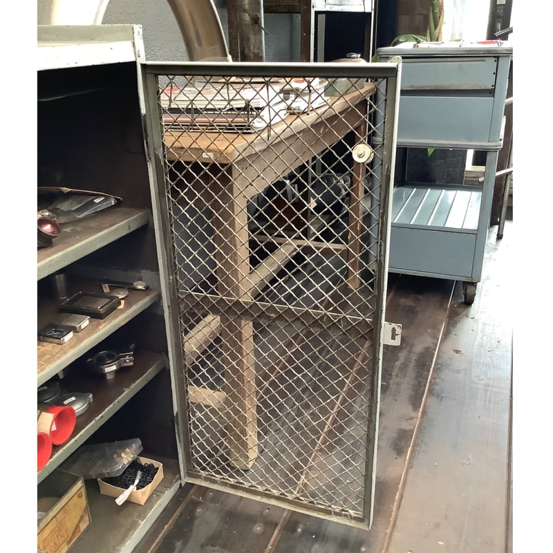 フランス　アンティーク　キャビネット　金網 アイアン製 キャビネット フランスアンティーク ② | OGISHIMA