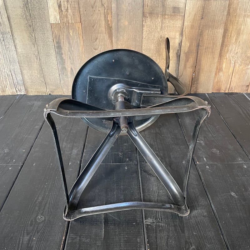 フランスアンティーク　丸い椅子 木製チェア フランスアンティーク ⑤ | OGISHIMA COFFEE Antiques