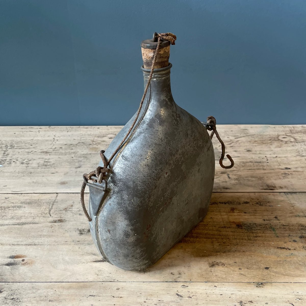 金属製 水筒 フランスアンティーク | OGISHIMA COFFEE Antiques