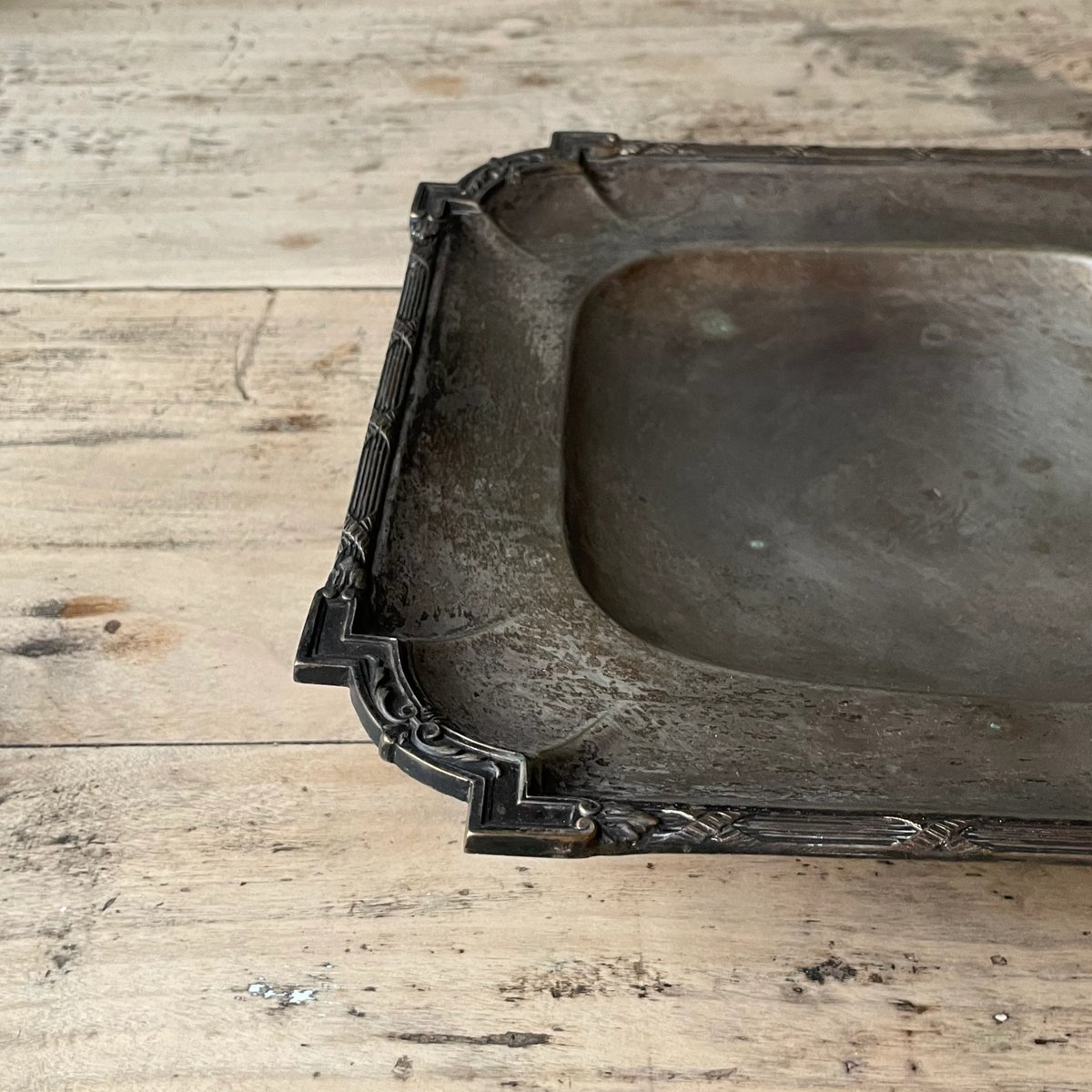 金属製 トレイ 23.5cm フランスアンティーク | OGISHIMA COFFEE