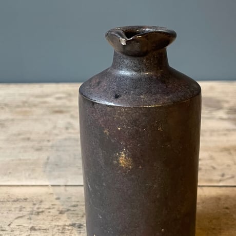ブラック陶器ボトル　イギリスアンティーク　②