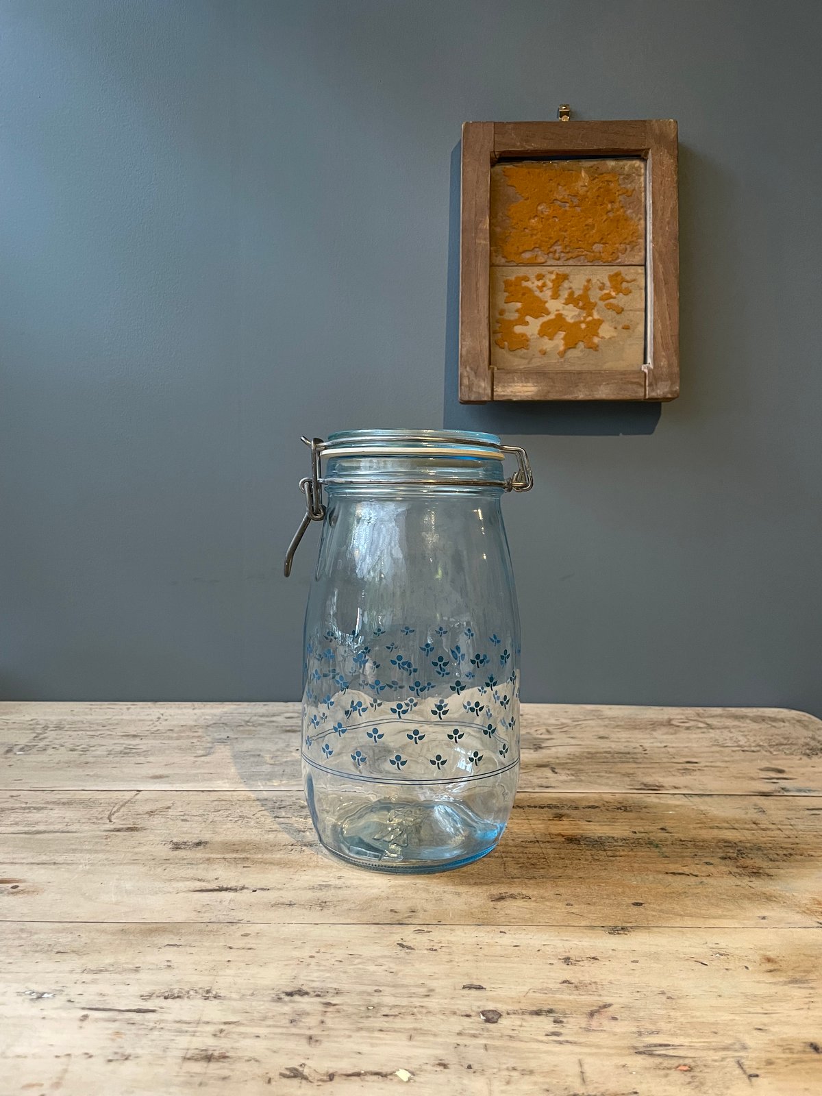 1800年代　欧州アンティーク　青被せ ダイヤ模様　ガラス瓶　キャンディポット 1800年代 欧州アンティーク 青被せ ダイヤ模様 ガラス瓶