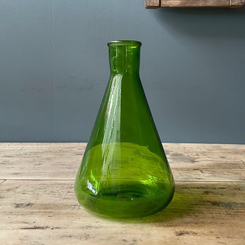 緑色 陶器製 フラスコ 緑色 陶器製 フラスコ